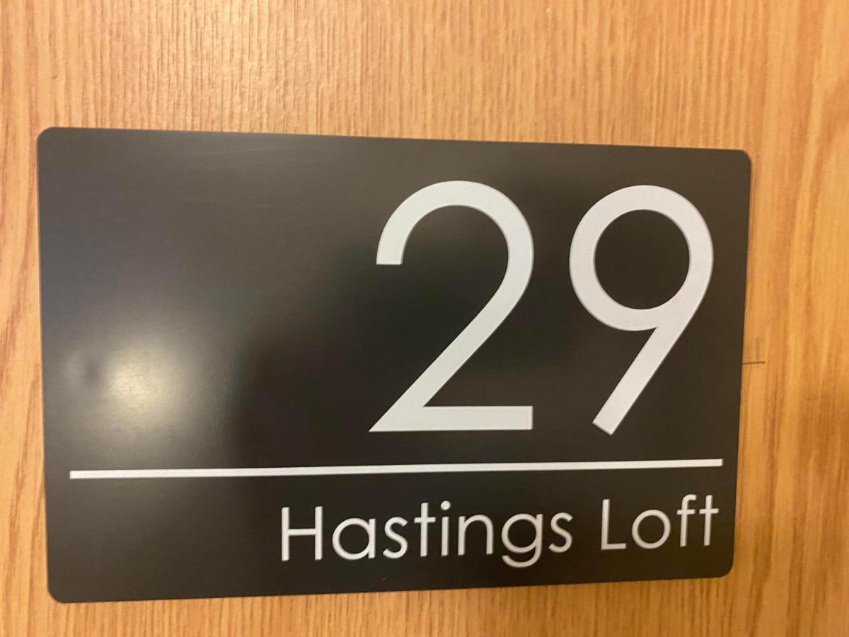 Hastings Extra Large Self Catering Tourism Certified Free Parking Wifi * Belfast